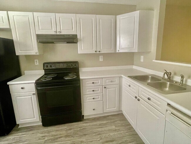 Photo - Check out this 3 bedroom 3.5 bath Townhome...