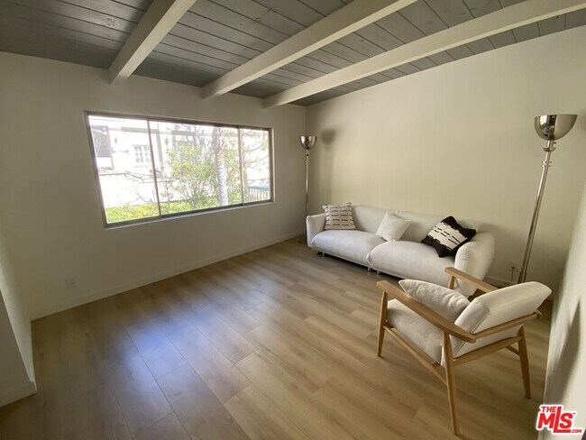 Foto del edificio - 2511 Perdido Ln