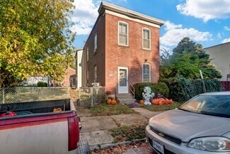 Building Photo - 7315 Vermont Ave
