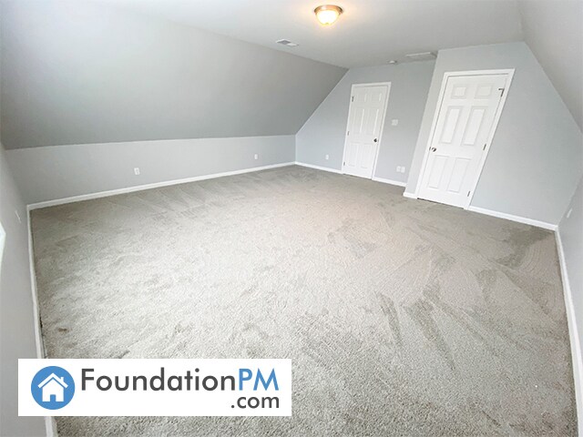 Building Photo - 6885 Brady Hill Dr