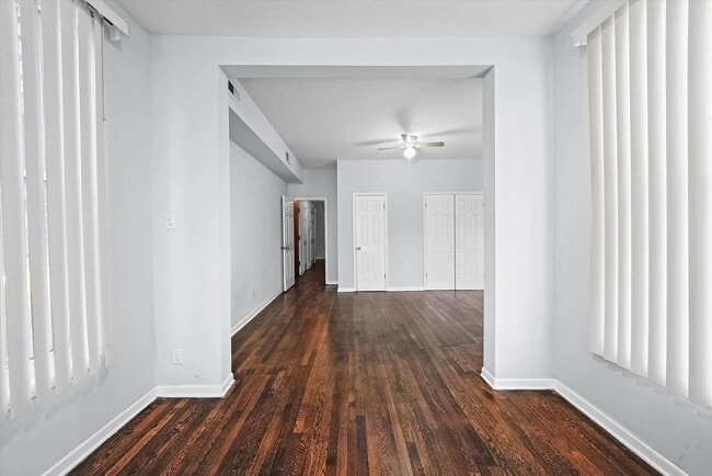 Foto del edificio - 6039 S Michigan Ave