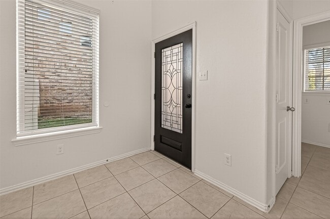 Building Photo - 12102 City Trek Ln