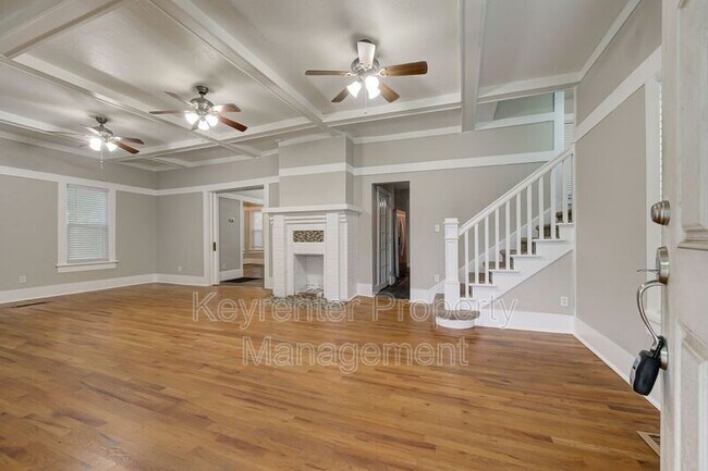 Foto del edificio - 1200 NW 32nd St