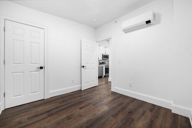 Foto del edificio - 2151 Colerain Ave