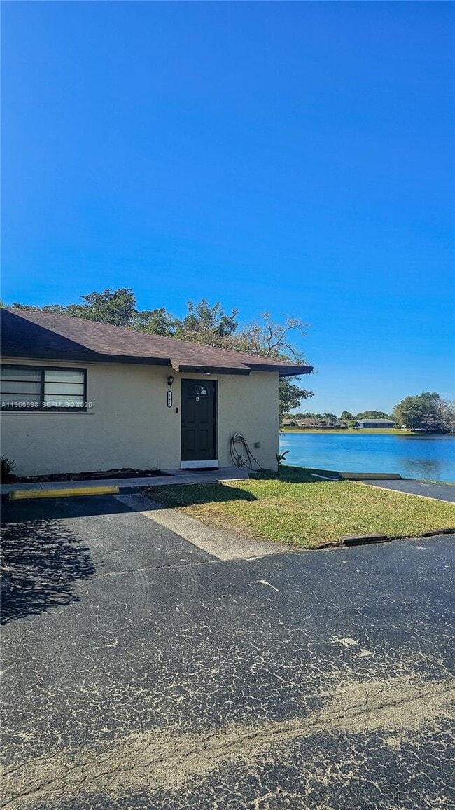 Building Photo - 13949 SW 44th Ln Cir