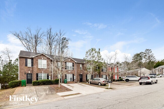 Foto del edificio - 2435 Piering Dr