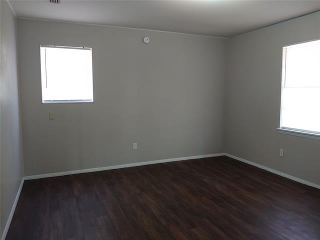 Foto del edificio - 2933 Wenwood Rd