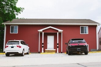 Building Photo - 613 Sheldon St