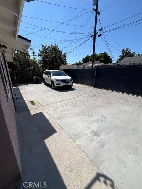 Foto del edificio - 1206 E 22nd St