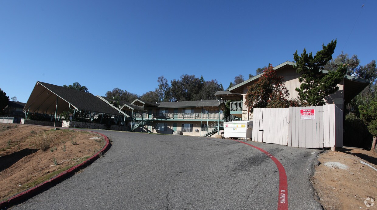 Foto principal - Village Apartments