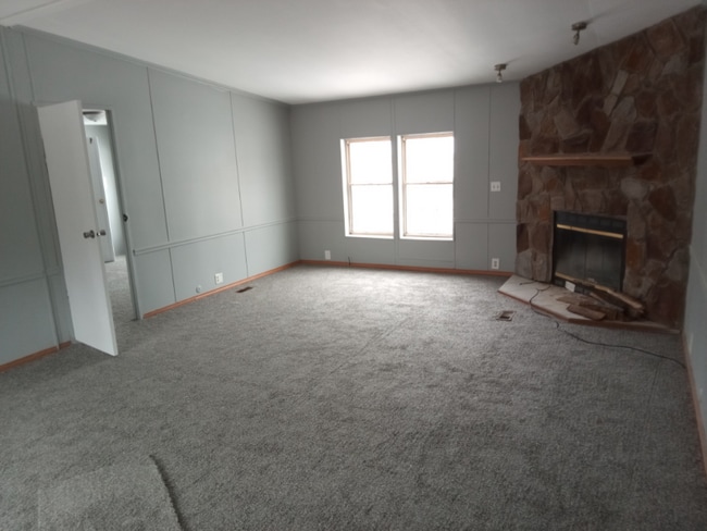 Foto del edificio - 2500 Mann Rd