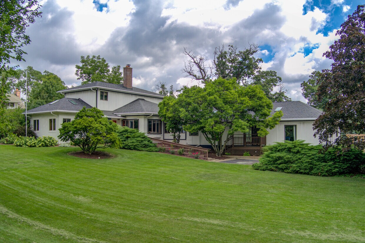 8520 W 119th Pl, Palos Park, IL 60464 House Rental in Palos Park, IL