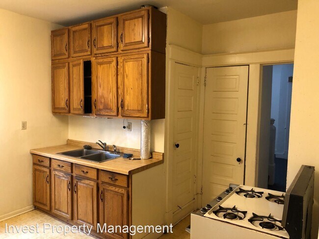 Building Photo - 3 br, 1 bath House - 598 Como Ave