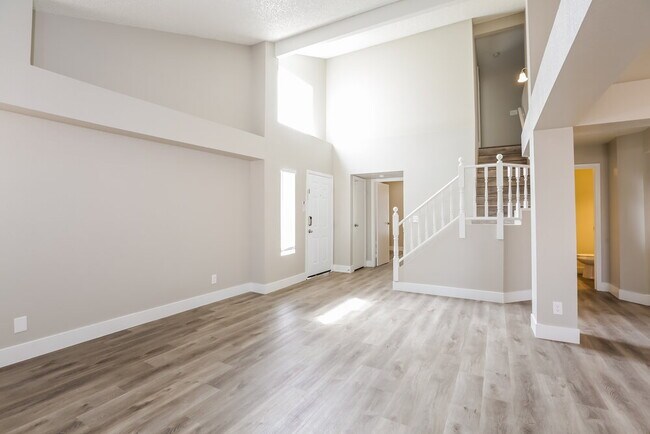 Building Photo - 106 Spinnaker Dr