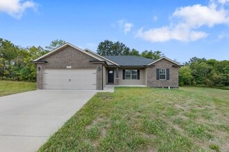 Building Photo - 2721 Cortland Dr
