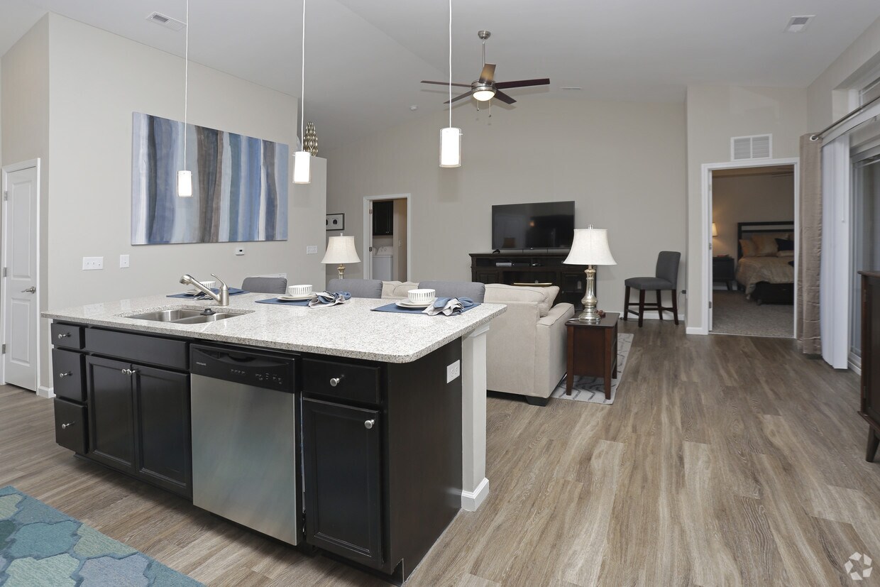 Redwood Simpsonville Road Townhomes for Rent Simpsonville, SC