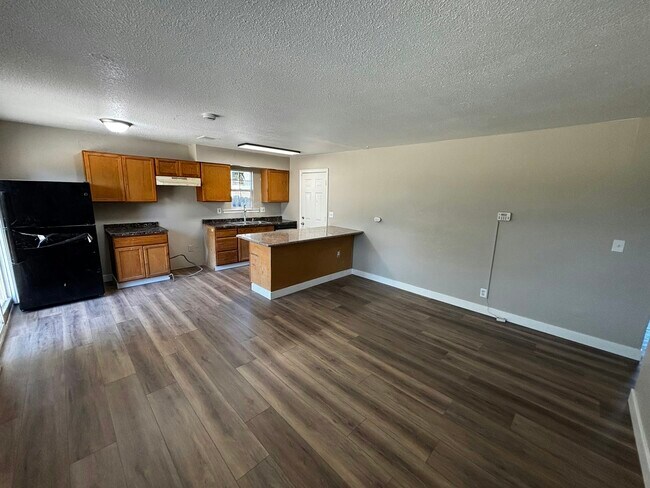 Foto del edificio - 7480 Balfour Way