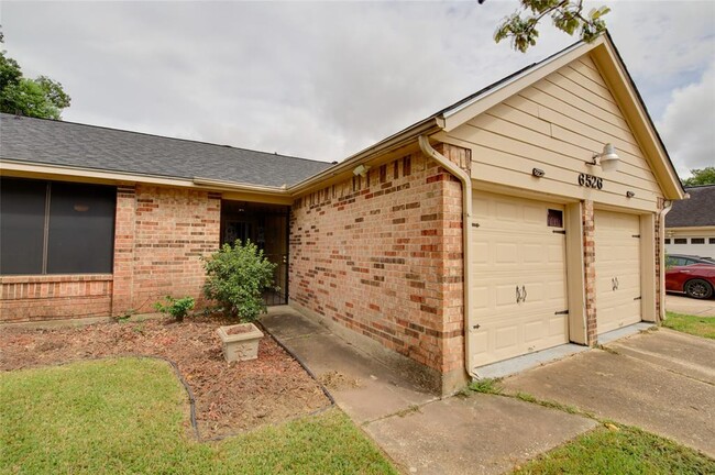 Building Photo - 6526 Foxfern Cir
