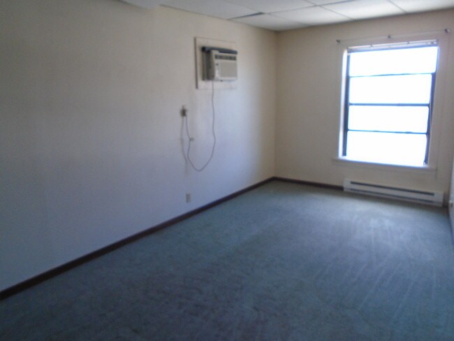 Front room - 206 S Galena Ave