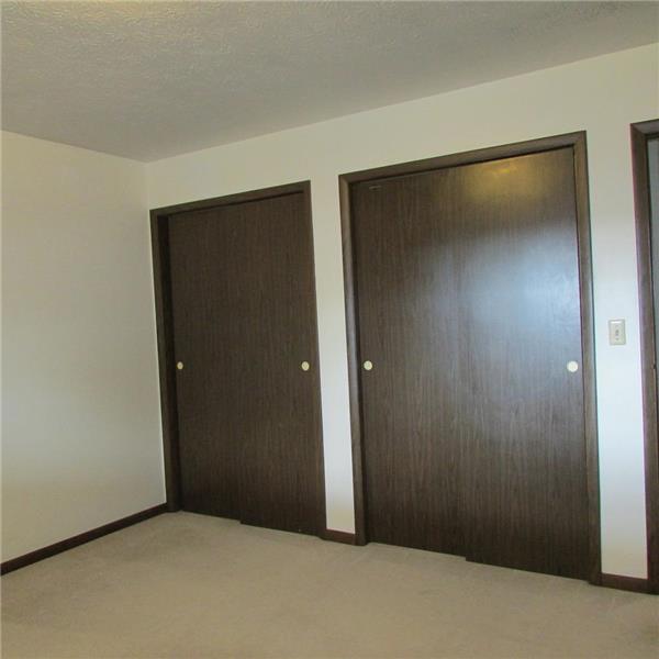 Foto del edificio - 400 Tracy Ln