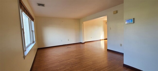 Building Photo - 21 Zugibe Ct