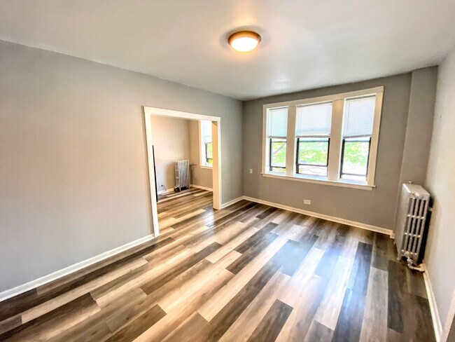 Foto del edificio - 839 W Sheridan Rd