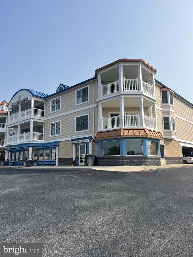 Primary Photo - 110 Anglers Rd