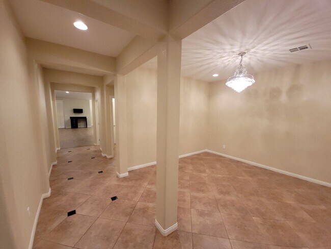 Foto del edificio - 1 Story - 3 Bedroom Rental in Fabulous Tus...