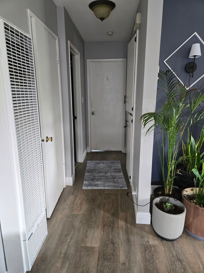 Foto del edificio - 2009 Pacheco Blvd