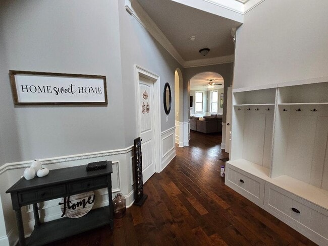 Foto del edificio - 534 Oconee Cir