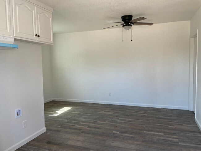 Building Photo - EA1939-JL Marquez Prop LLC