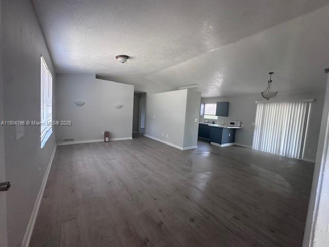 Foto del edificio - 317 SW Buxton Ave