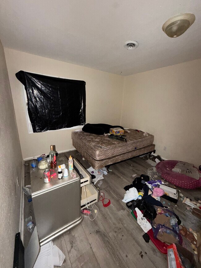 Foto del edificio - 2 E Adams Dr