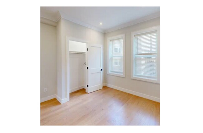 Foto del edificio - 165 Allston St