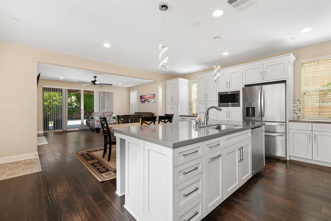Building Photo - 13495 Tierra Vista Cir