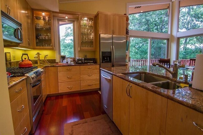 Foto del edificio - 1509 Westlake Dr, West Lake Hills, Texas 7...