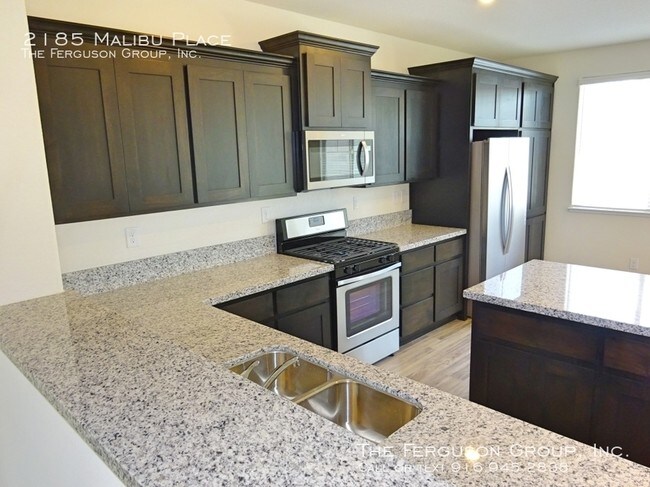Building Photo - 2185 Malibu Place