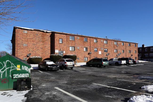 Building Photo - Jarretts Court Apartments