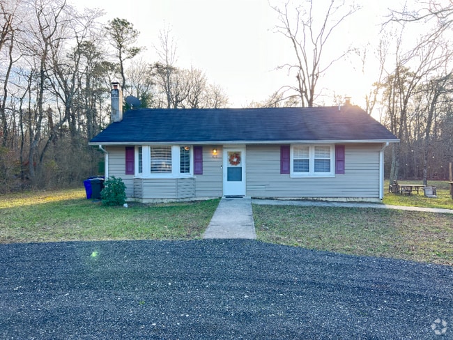 Building Photo - 410 Lakehurst Rd