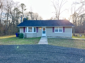 Building Photo - 410 Lakehurst Rd