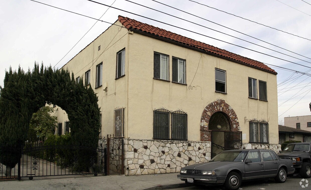 Primary Photo - 735 S Ford Blvd