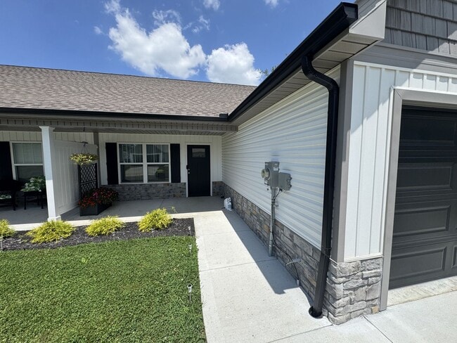 Photo - Brand New 2025 Townhouse with Stunning Private Deck!