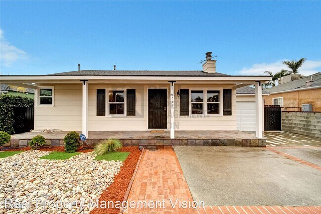 Foto del edificio - 3 br, 2 bath House - 6512 Kraft Ave