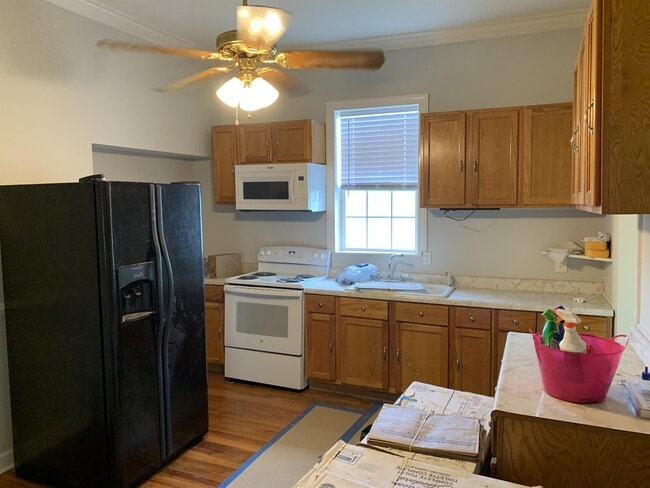 Photo - 110 Lake St House