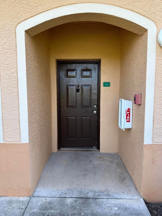 Foto del edificio - 161 SW Palm Dr