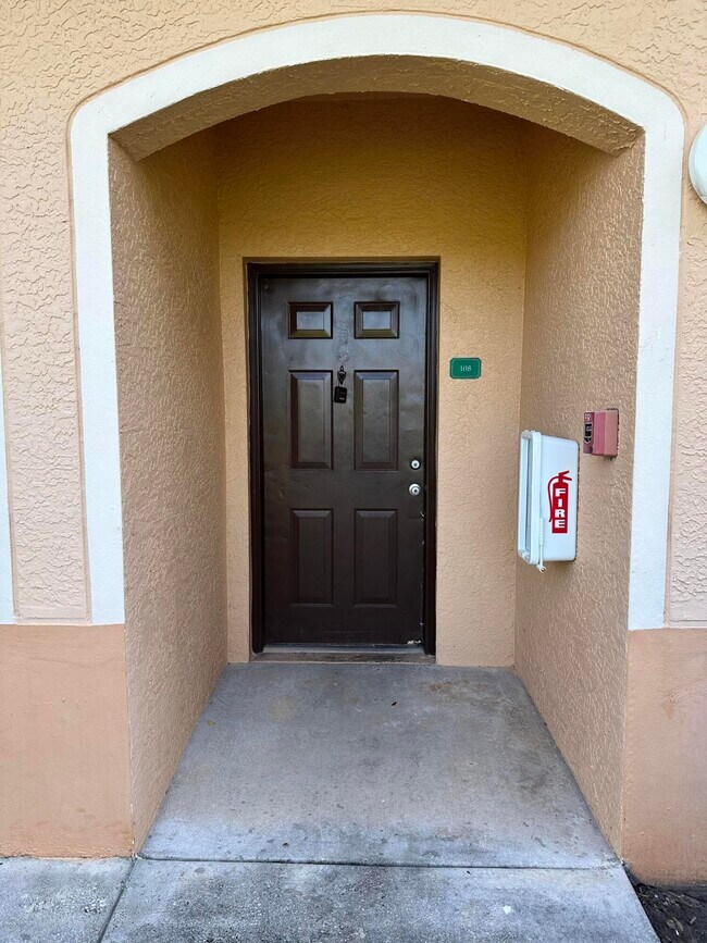 Foto del edificio - 161 SW Palm Dr