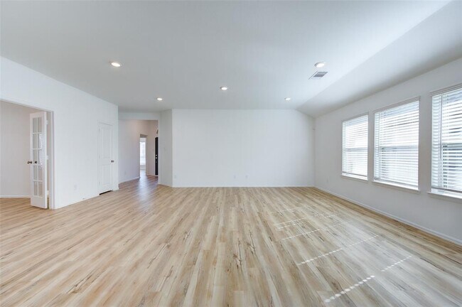 Building Photo - 3715 McCrary Falls Wy