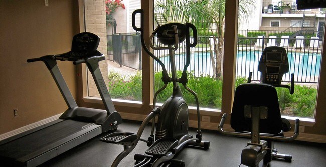 Gimnasio - Creekside Villas Apartments