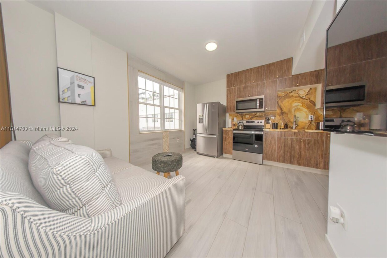 Foto principal - 820 Ocean Dr