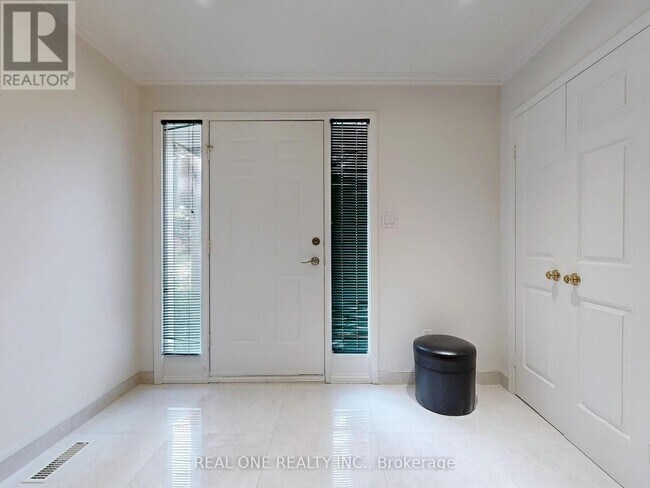 Building Photo - 35 Aitken Cir